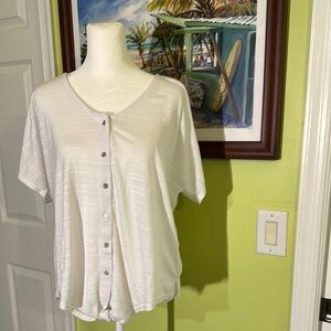 Women's White Button-Up Top